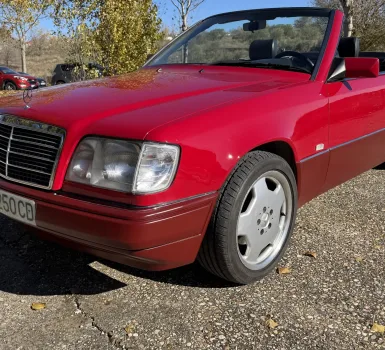 Mercedes Benz – E220 Cabrio – 1994